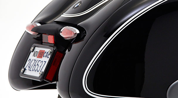 BMW R18