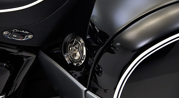 BMW R18