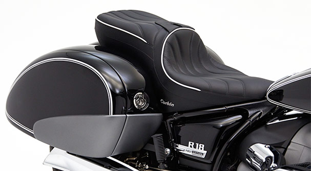 BMW R18