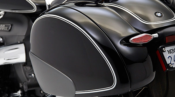 BMW R18