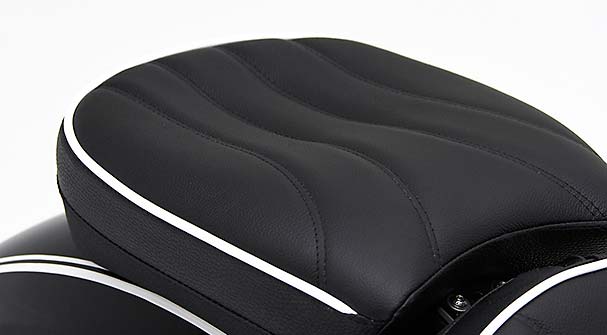 BMW R 18