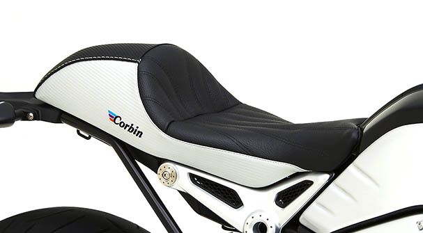 BMW R nine T