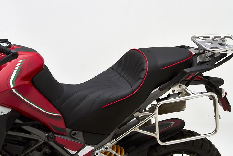 Corbin Seat