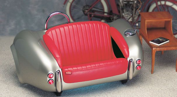 Cobra Style Couch