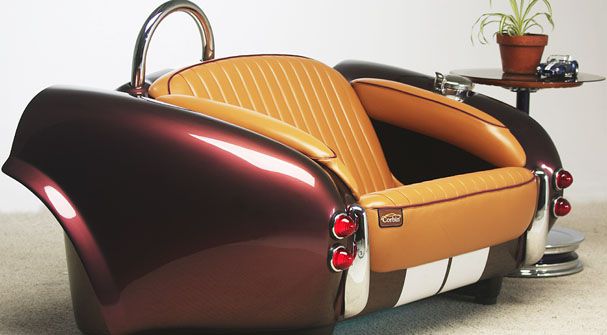 Cobra Style Couch