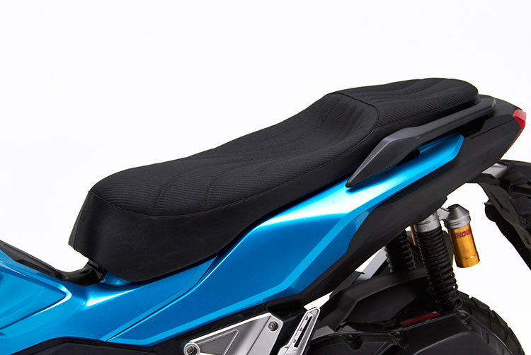 Corbin Seat