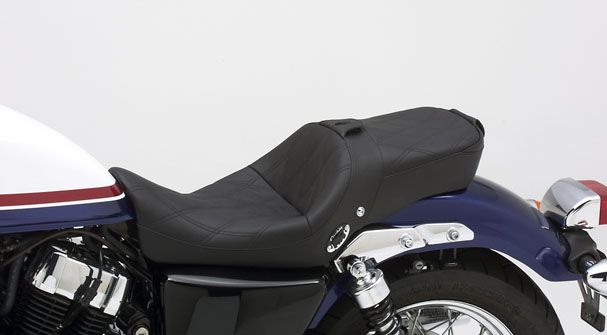 Shadow 750 RS
