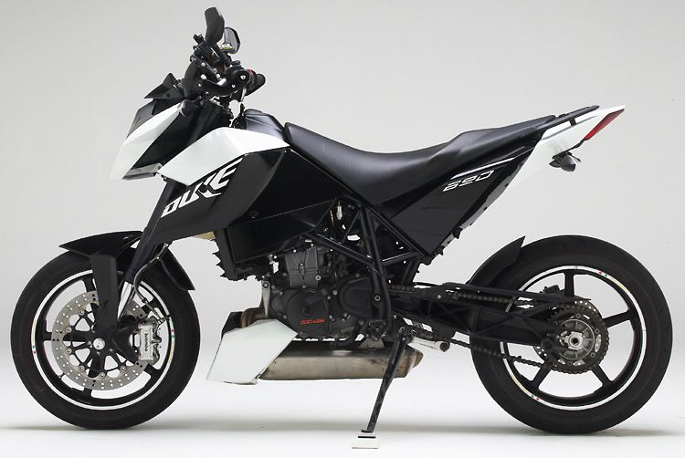 KTM 690 Duke
