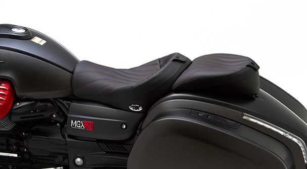 Moto Guzzi MGX-21