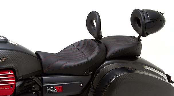 Moto Guzzi MGX-21