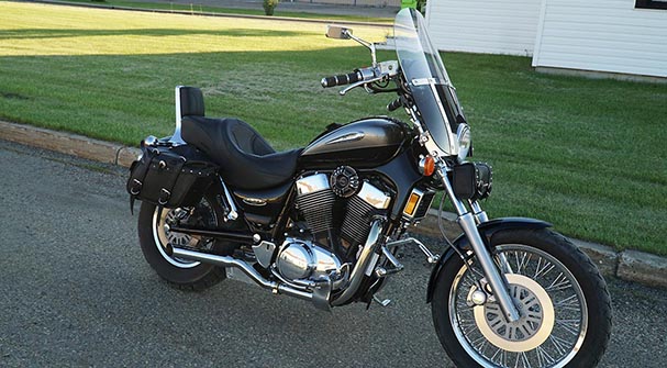 Suzuki Intruder & Boulevard S83