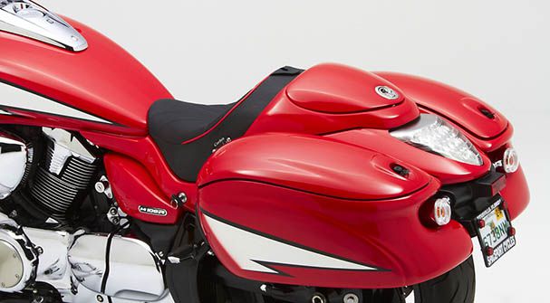 Suzuki Boulevard M109 R