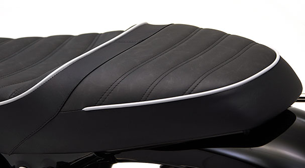 Speed Twin 900