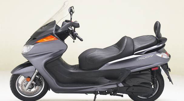 Yamaha Majesty