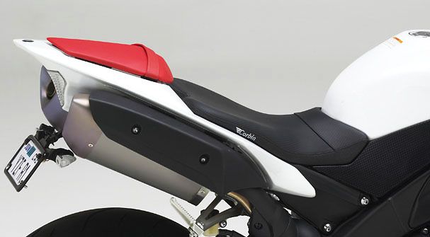 Yamaha YZF R1